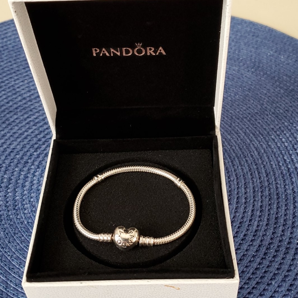 PANDORA bracelet